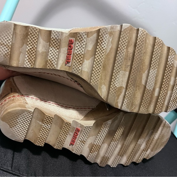 Sorel Women's Tan and Cream Wedge Boots - Picture 7 of 11